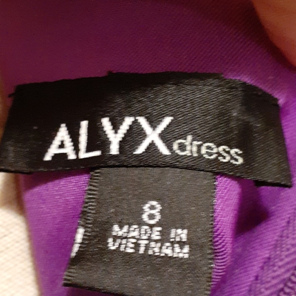 Purple V-Neck Midi Dress - Picture 4 of 5